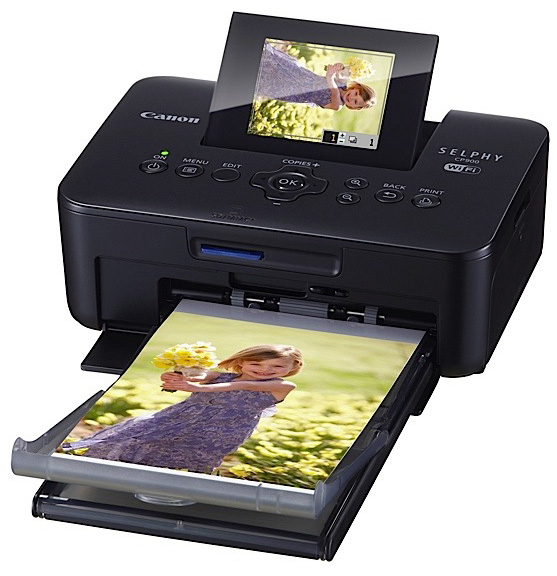 Canon SELPHY CP900: a miniature photo printer