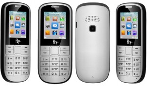 Fly TS90 - a budget phone with three SIM-cards