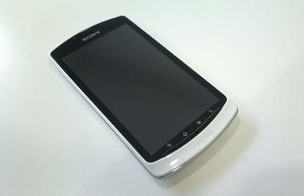 Sony Xperia Neo L Smartphone: Complete Review & Specs