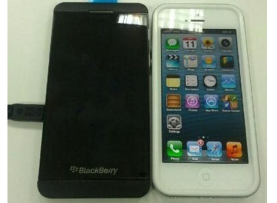 BlackBerry 10 L Vs iPhone 5