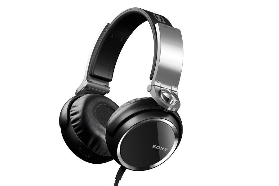 Sony MDR-XB800 Headphones insulates well but sound is low: Review & Specs